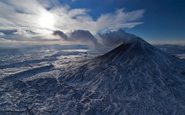 вулкан Карымский по пути в Долину гейзеров